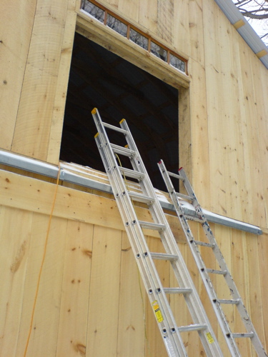 laddersatthebarn.JPG